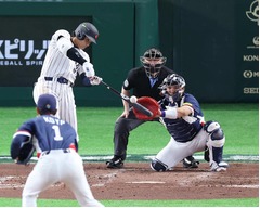 大谷の同点ソロ本塁打　野球