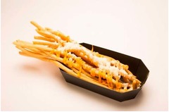 30cmの長〜いフライドポテト、今夏開催のイベント会場に続々と登場。