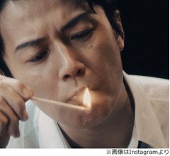 葉巻吸う福山雅治に「渋すぎ」「色気ヤバい」