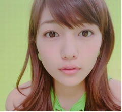 川口春奈、ポップなCMも「心折れそうで大泣き」