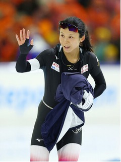 高木、最後は晴れ晴れ＝笑顔で「後悔ない」―世界スピードスケート