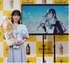 浜辺美波、Adoと「マシマシ系のラーメンとか行きたい」「アブラは喉にも良い」