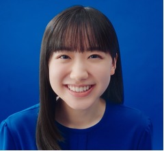 芦田愛菜の新CM、スタジオ入りではきちんと&ldquo;立ち止まって挨拶&rdquo;する姿も