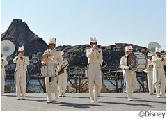 TDS内で&ldquo;急に始まる&rdquo;ショー、雰囲気を楽しんでもらうプログラム。