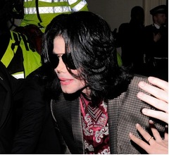 マイケル・ジャクソンの息子、歌もダンスも苦手