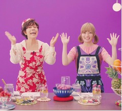 平野レミの勢いに圧倒されるきゃりー