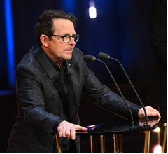 「バック・トゥ・ザ・フューチャー」のマイケル・J・フォックス、俳優業に復帰