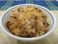 ブランド和牛の祭「大牛肉博」、牛丼と焼肉丼を食べ比べる2週間。
