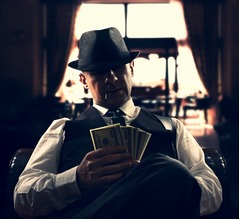 新型コロナ下で&ldquo;慈善活動するマフィア&rdquo;に警鐘も