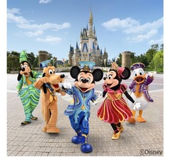 東京ディズニーリゾート35周年のコスチューム披露