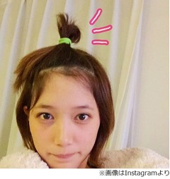本田翼が&ldquo;前髪くるりんちょ&rdquo;、インスタで披露する飾らない姿に反響。