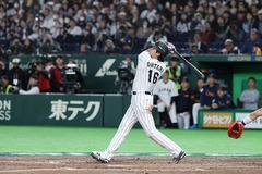 大谷の同点ソロ本塁打　野球