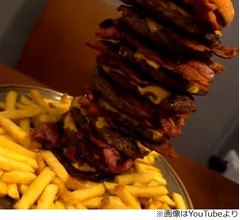 巨大ハンバーガー挑戦、死亡なら&ldquo;墓石代&rdquo;提供
