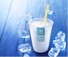 マックシェイクのヨーグルト味、人気の期間限定フレーバーが今年も。