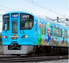 マリオやルイージ描いた&ldquo;スーパーマリオ列車&rdquo;運行開始