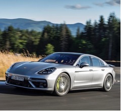 売れるポルシェ、上半期の新車販売台数が過去最高