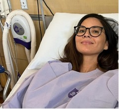 乳がん公表の米女優、両胸の切除手術告白「私は幸運。選択肢がある段階で見つけたから」