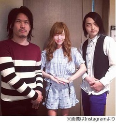 益若つばさの&ldquo;白目&rdquo;に反響、ファンから「できてない」と総ツッコミ。