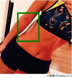 ダレノガレ写真の空間がゆがむ、「錯覚だろ」「欠陥住宅」との声。