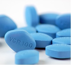 バイアグラ工場の煙で村人みんな&ldquo;元気&rdquo;