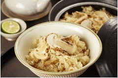 &ldquo;松茸使わない松茸ご飯&rdquo;絶賛、エリンギと冷凍枝豆入れご飯炊くだけ。