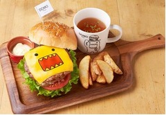 NHKどーもくんのハンバーガー、ヴィレヴァンダイナー横浜ルミネ店に現る。