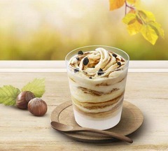 秋感じる「マックフルーリー」、期間限定の「ヘーゼルナッツオレオ」。