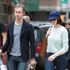 アン・ハサウェイに妊娠報道、夫は2012年に結婚したプロデューサー。