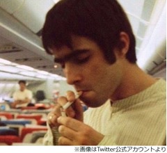 「機内でタバコ吸うアホ」の写真が話題に