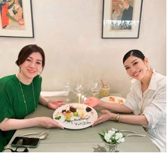 アンミカ「ウェルカム50代！」野々村友紀子の50歳誕生日をお祝い