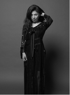 八代亜紀がフジロックに初参戦、スペシャルバンドのゲストボーカルで。