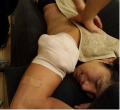 鈴木亮平、嵐の大野智は「超人ですね」