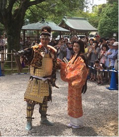 袴田吉彦が前田利家役に興奮、金沢百万石まつりで約42万人が声援。