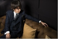 シドのマオが初のソロ活動へ、バンド活動とは一線を画した形態で。