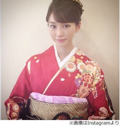 &ldquo;世界31位&rdquo;桐谷美玲の美しき晴れ着姿、その美貌にファンもメロメロ。