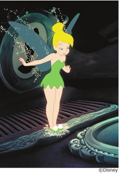 ティンカー・ベルに実写モデル、米女優が制作当時の様子を振り返る。