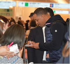 &ldquo;ランプの魔人&rdquo;ウィル・スミスが超神対応