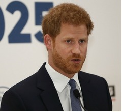 英ヘンリー王子、王室からの離脱を考えていた