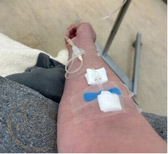 平野ノラ、点滴姿で治療報告「いつもなら酷くなるのに今回は一瞬の喉の痛みで済みました」