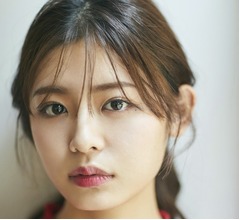 古畑星夏が&ldquo;村一番のスタイル抜群美女&rdquo;に