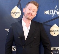 45歳マコーレー・カルキン、歳を重ねた「ホーム・アローン」ケビン役で新CM