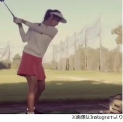 フカキョンのゴルフ練習姿が超カワイイ