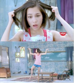 水原希子がキレキレ＆くねくね、自身も大笑いのコミカルダンス。