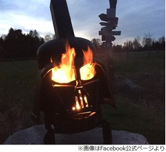 ダース・ベイダーのマスク型BBQグリル