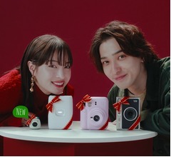 広瀬すず「自由に撮影」＆横浜流星「満喫」、チェキの&ldquo;クリスマス&rdquo;CM