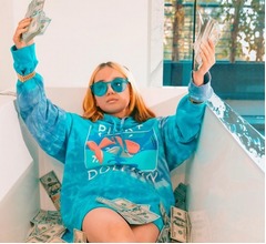 14歳インフルエンサー「生きている」と発表、前日SNSの&ldquo;死亡&rdquo;投稿から一転