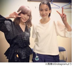 のん&times;きゃりーぱみゅぱみゅのレア2ショット