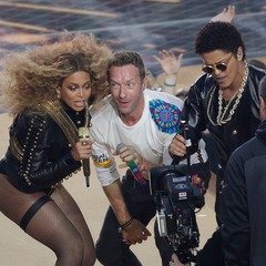 ビヨンセがスーパーボウルで圧巻のパフォーマンス、圧倒的な存在感。