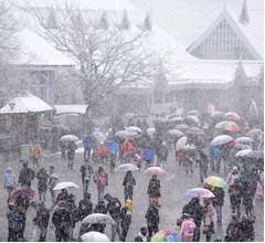 「雪は食べちゃダメ！」さまざまな危険性を指摘
