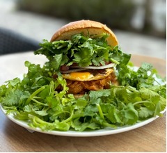 フレッシュネスが限界突破の「パクチー10倍」、森のようだ&hellip;